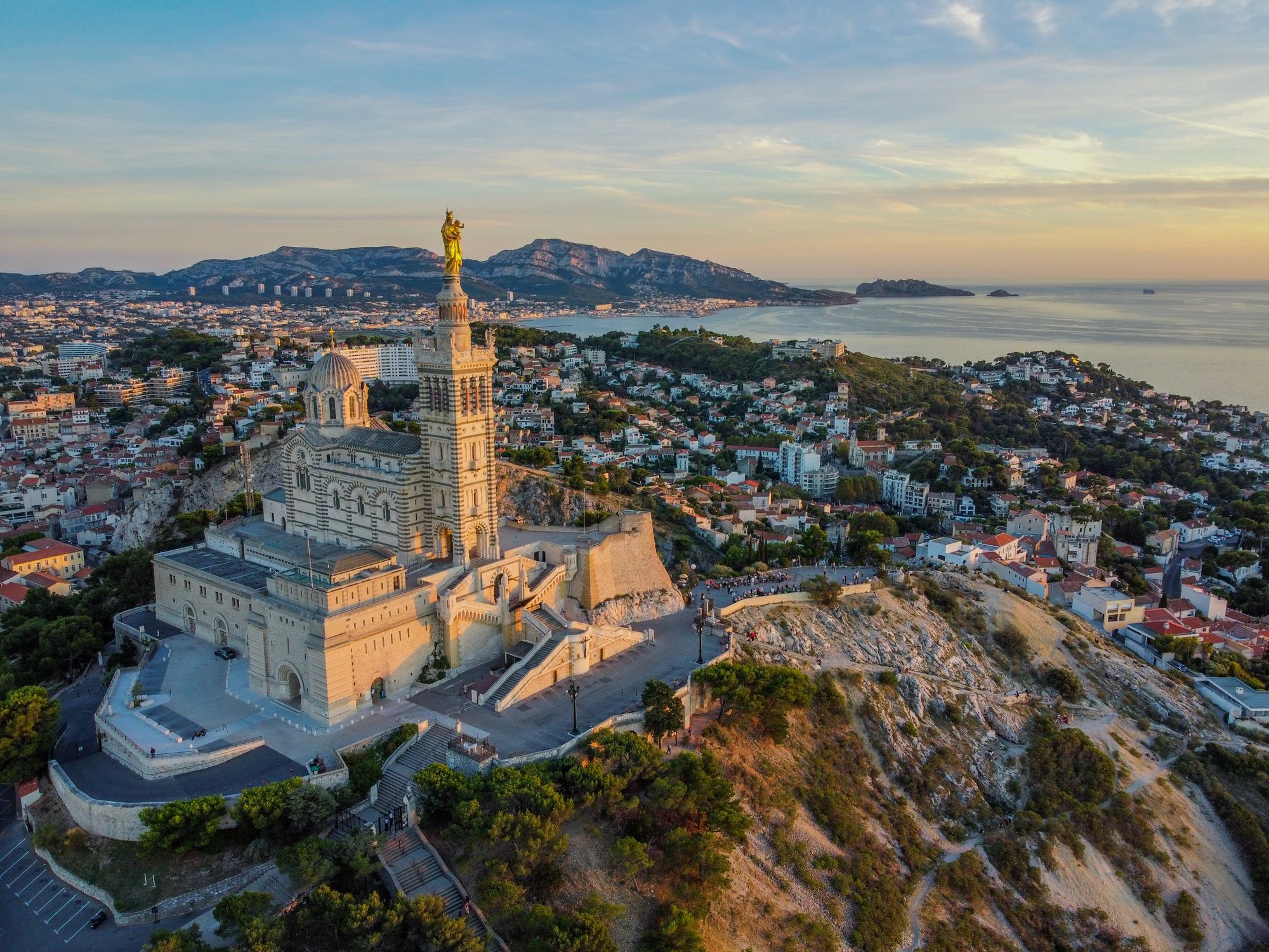 Marseille la Bonne Mère - Formation Trading CAPFREE